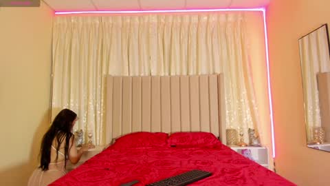 Snapshot of aliison_smith chatting on January 13, 1:34 am Alisson  online show from January 13, 1:34 am