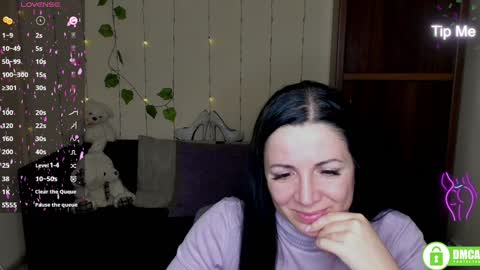 Snapshot of alika_lorens_talk chatting on December 4, 12:25 pm Alika online show from December 4, 12:25 pm
