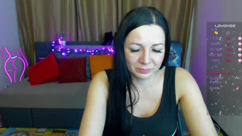 Snapshot of alika_lorens_talk chatting on December 30, 5:37 am Alika online show from December 30, 5:37 am