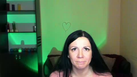 Snapshot of alika_lorens_talk chatting on January 6, 12:24 pm Alika online show from January 6, 12:24 pm