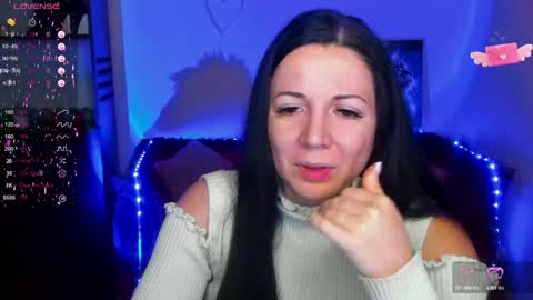 Snapshot of alika_lorens_talk chatting on January 13, 9:30 am Alika online show from January 13, 9:30 am