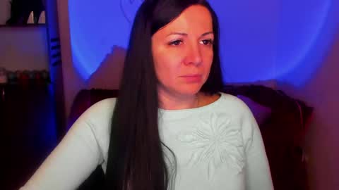 Snapshot of alika_lorens_talk chatting on January 15, 6:22 am Alika online show from January 15, 6:22 am