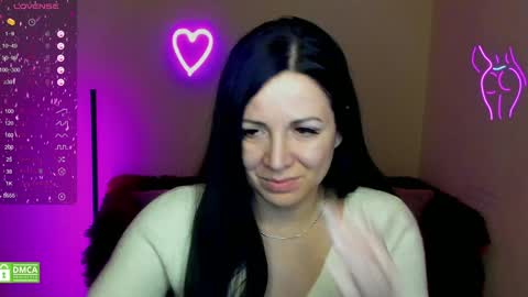 Snapshot of alika_lorens_talk chatting on January 23, 6:28 am Alika online show from January 23, 6:28 am