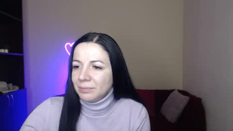 Snapshot of alika_lorens_talk chatting on February 5, 6:24 am Alika online show from February 5, 6:24 am