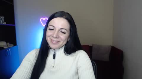 Snapshot of alika_lorens_talk chatting on February 12, 9:52 am Alika online show from February 12, 9:52 am