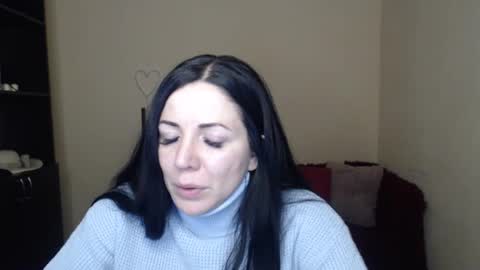 Snapshot of alika_lorens_talk chatting on February 18, 6:37 am Alika online show from February 18, 6:37 am