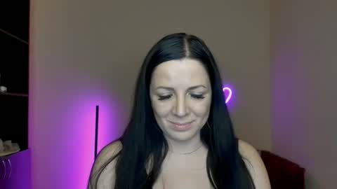 Snapshot of alika_lorens_talk chatting on February 27, 12:45 pm Alika online show from February 27, 12:45 pm