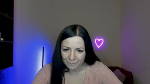 Snapshot of alika_lorens_talk chatting on March 5, 4:45 am Alika online show from March 5, 4:45 am