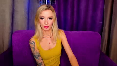 Alina online show from December 18, 1:05 am