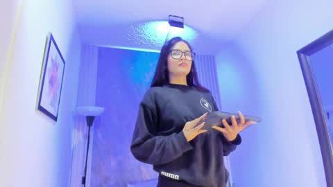 alina online show from May 2, 12:10 pm