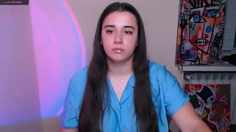 Snapshot of alinaasti_ chatting on July 1, 6:59 am Alina online show from July 1, 6:59 am