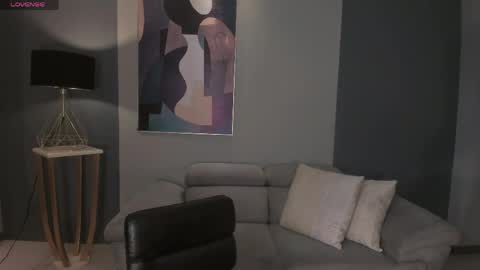 alinakravitz_ online show from March 26, 12:55 pm