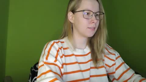 alinasei online show from March 2, 7:15 am