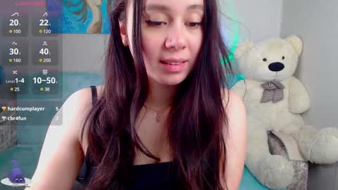Snapshot of alinaxrose chatting on December 13, 1:26 am AlinaXRose online show from December 13, 1:26 am