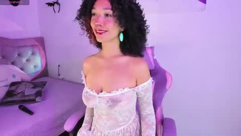 Snapshot of aline_ackerman chatting on June 23, 1:14 am ALINE online show from June 23, 1:14 am