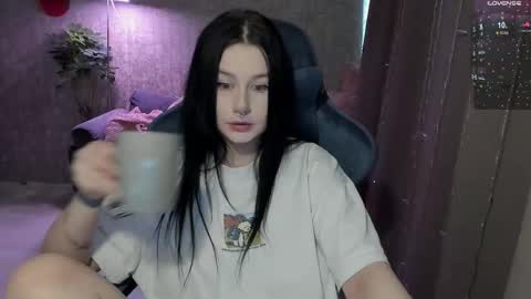 Aline Greeeen online show from March 5, 8:54 am