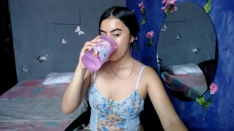 Alis jines   online show from September 13, 6:40 pm