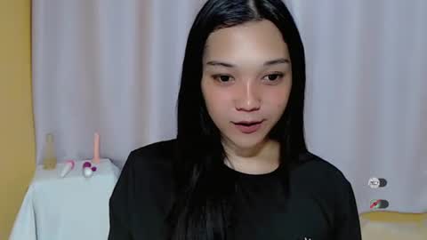 Shanti xhey online show from January 11, 8:22 am