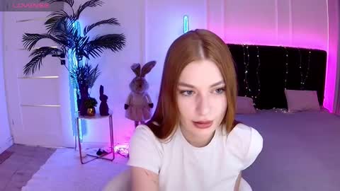 alisa_woood online show from March 14, 3:28 pm