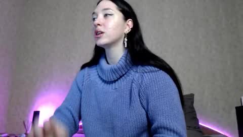 Snapshot of alisaadoll chatting on October 20, 12:05 pm alisaadoll online show from October 20, 12:05 pm