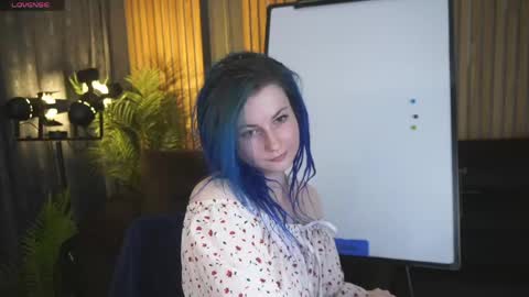 alisagrace online show from May 20, 12:44 pm