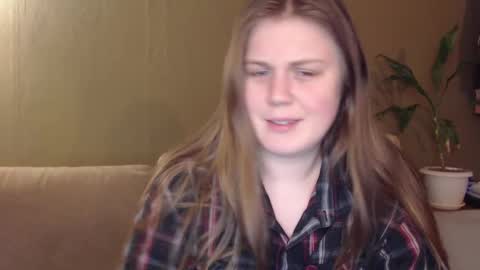 Snapshot of alisashy666 chatting on March 23, 11:09 pm alisashy666 online show from March 23, 11:09 pm