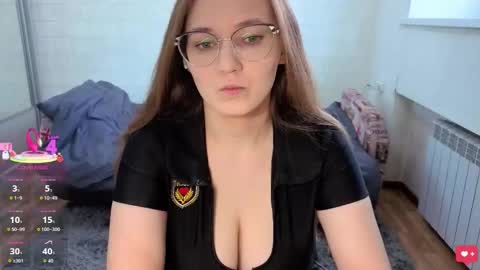 alisawyn online show from November 5, 7:41 am