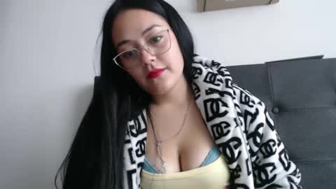 alisha_9997 online show from January 11, 8:47 pm