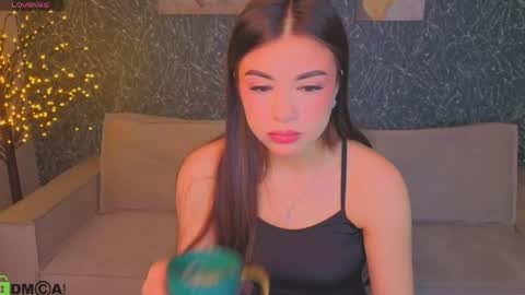 Snapshot of alisha_blakee chatting on May 4, 12:39 am Alisha online show from May 4, 12:39 am