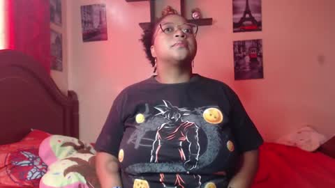 Snapshot of alisha_charm1 chatting on February 9, 3:56 pm Alisha charm1 online show from February 9, 3:56 pm