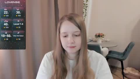 Alya online show from May 9, 1:49 pm