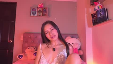 Snapshot of alisha_olsen_ chatting on June 1, 5:53 am alisha_olsen_ online show from June 1, 5:53 am
