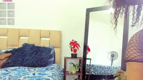 Snapshot of alishagoddes chatting on December 20, 4:31 am Goddess Alisha online show from December 20, 4:31 am