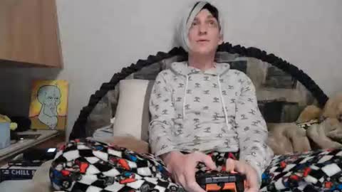 Snapshot of alishaluv chatting on November 9, 6:23 am Alisha online show from November 9, 6:23 am