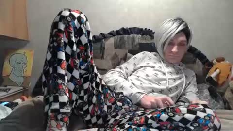 Snapshot of alishaluv chatting on November 12, 2:34 am Alisha online show from November 12, 2:34 am