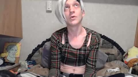 Snapshot of alishaluv chatting on November 21, 9:52 am Alisha online show from November 21, 9:52 am