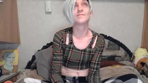 Snapshot of alishaluv chatting on November 22, 8:02 am Alisha online show from November 22, 8:02 am