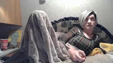 Snapshot of alishaluv chatting on December 4, 4:22 am Alisha online show from December 4, 4:22 am