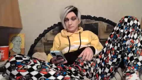 Snapshot of alishaluv chatting on December 14, 8:30 am Alisha online show from December 14, 8:30 am