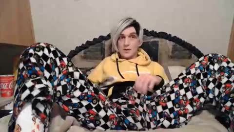 Snapshot of alishaluv chatting on December 18, 5:46 am Alisha online show from December 18, 5:46 am