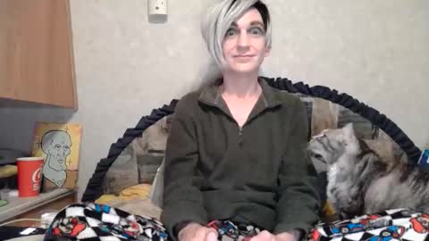 Snapshot of alishaluv chatting on December 22, 9:06 am Alisha online show from December 22, 9:06 am