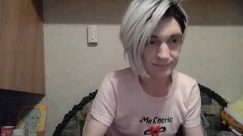 Alisha online show from April 28, 10:31 am