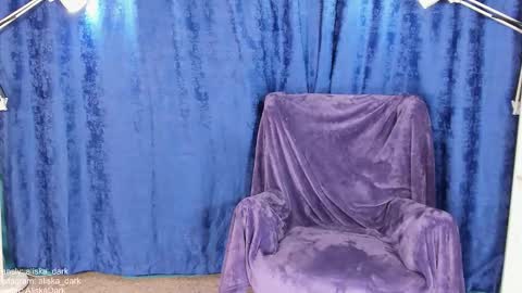 Snapshot of aliska_dark chatting on September 19, 1:23 pm Alice online show from September 19, 1:23 pm