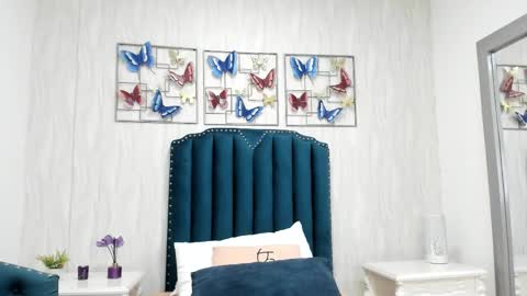 Alison online show from October 21, 7:36 pm