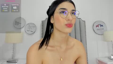 Alison online show from January 5, 7:39 pm