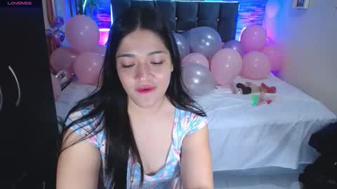 Snapshot of alison_girl22 chatting on February 17, 9:10 pm Alison online show from February 17, 9:10 pm