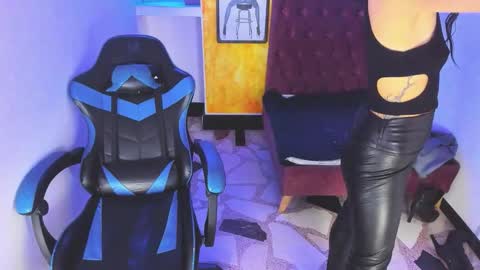 ALISON MOON online show from September 22, 11:45 am