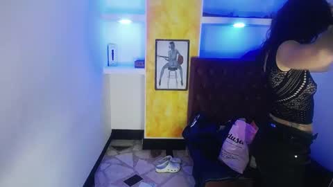 ALISON MOON online show from September 27, 11:48 am