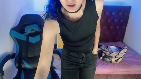 ALISON MOON online show from October 15, 11:32 am