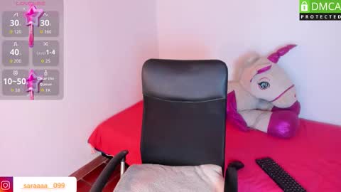 Snapshot of alison_see chatting on February 10, 12:20 pm Alison cruz online show from February 10, 12:20 pm